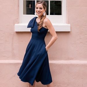 Gal Meets Glam Navy Yvonne Dress Size 00